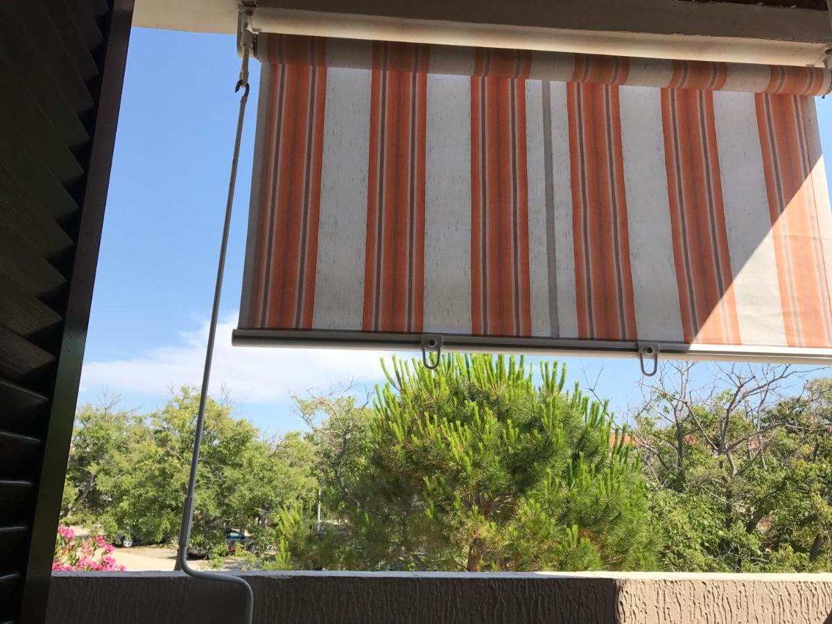 Jurisic Apartments Novalja Kültér fotó