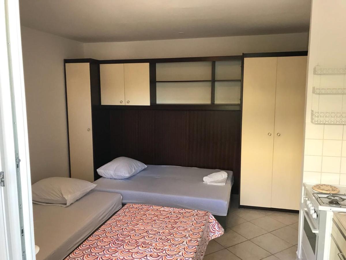 Jurisic Apartments Novalja Kültér fotó