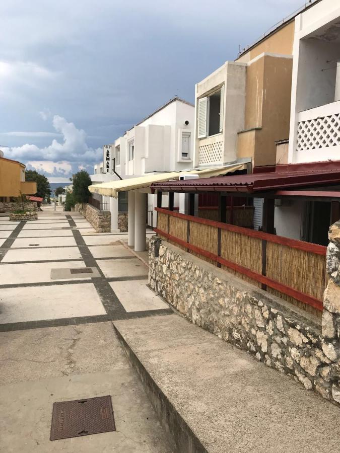 Jurisic Apartments Novalja Kültér fotó