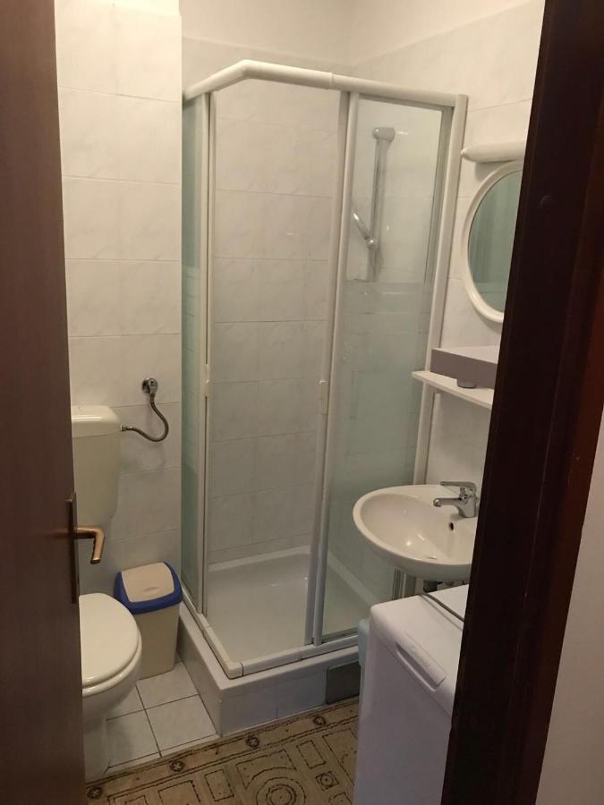 Jurisic Apartments Novalja Kültér fotó