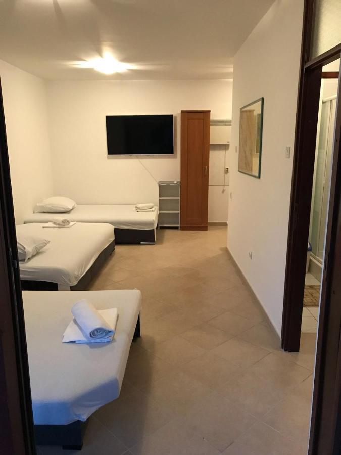 Jurisic Apartments Novalja Kültér fotó