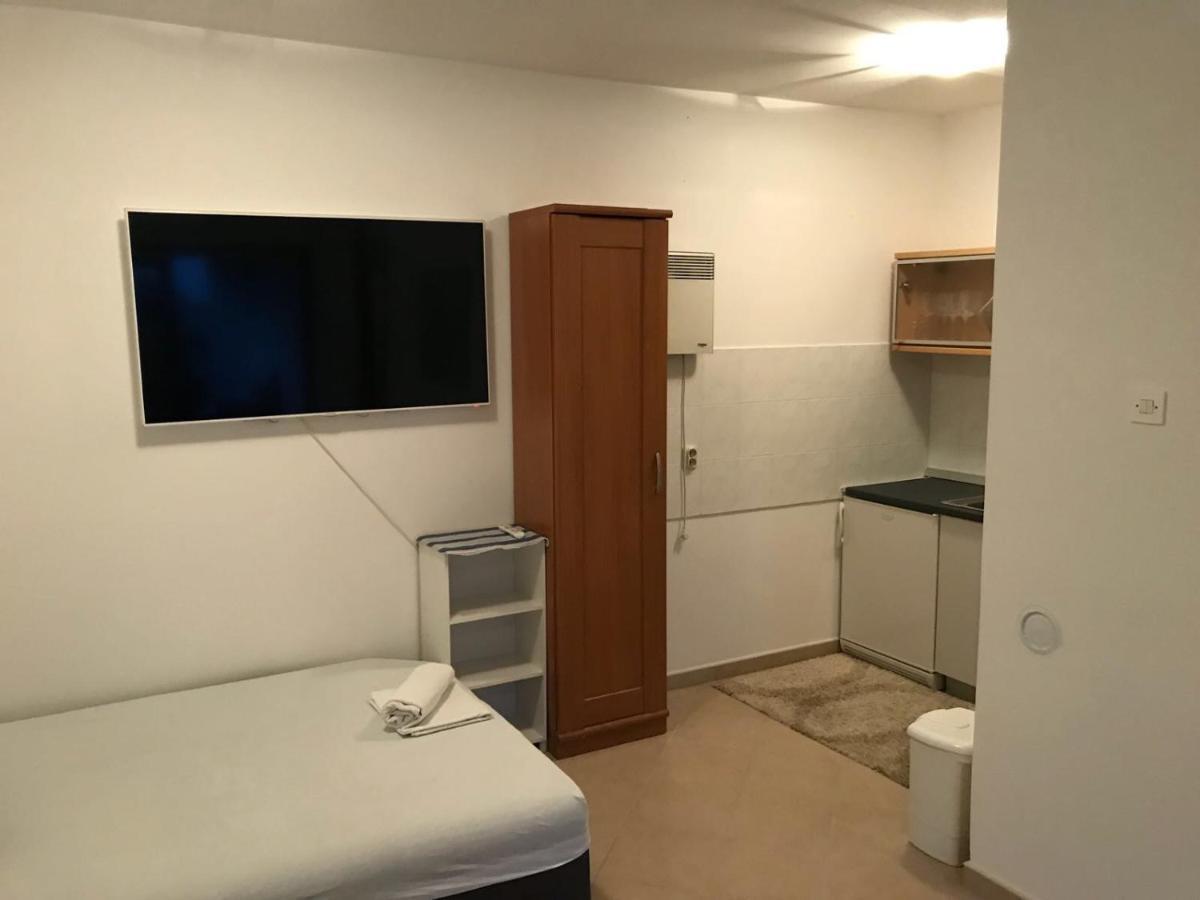 Jurisic Apartments Novalja Kültér fotó